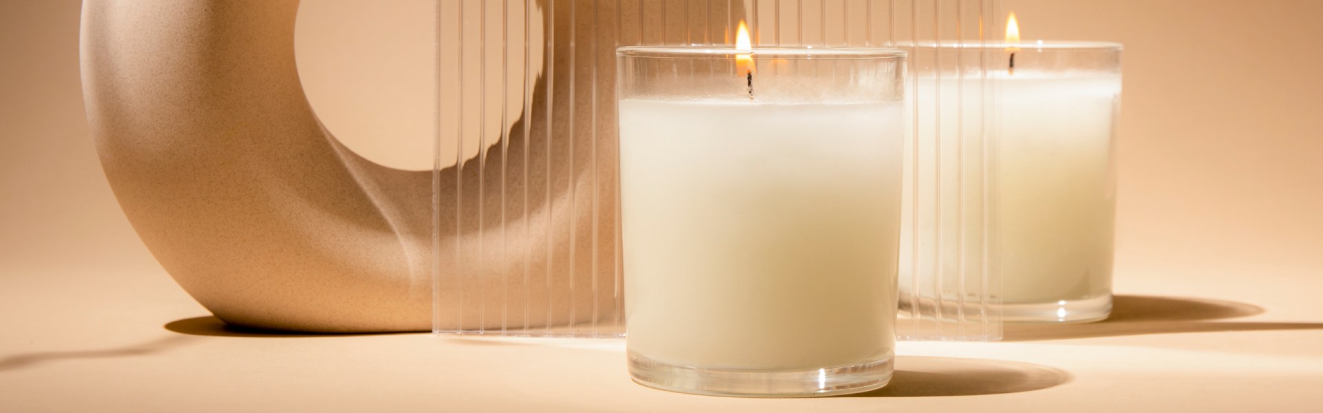 Soy wax candle vs Paraffin wax candle